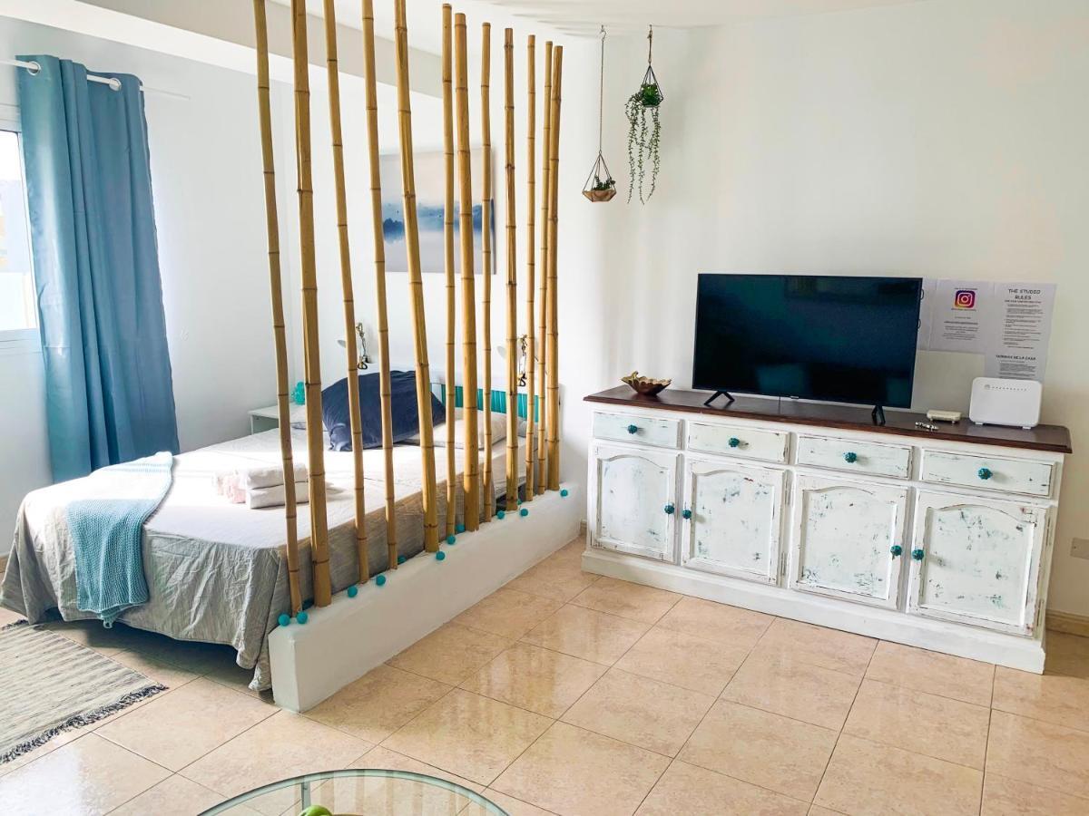 Hibiscus Studio Corralejo Exterior photo